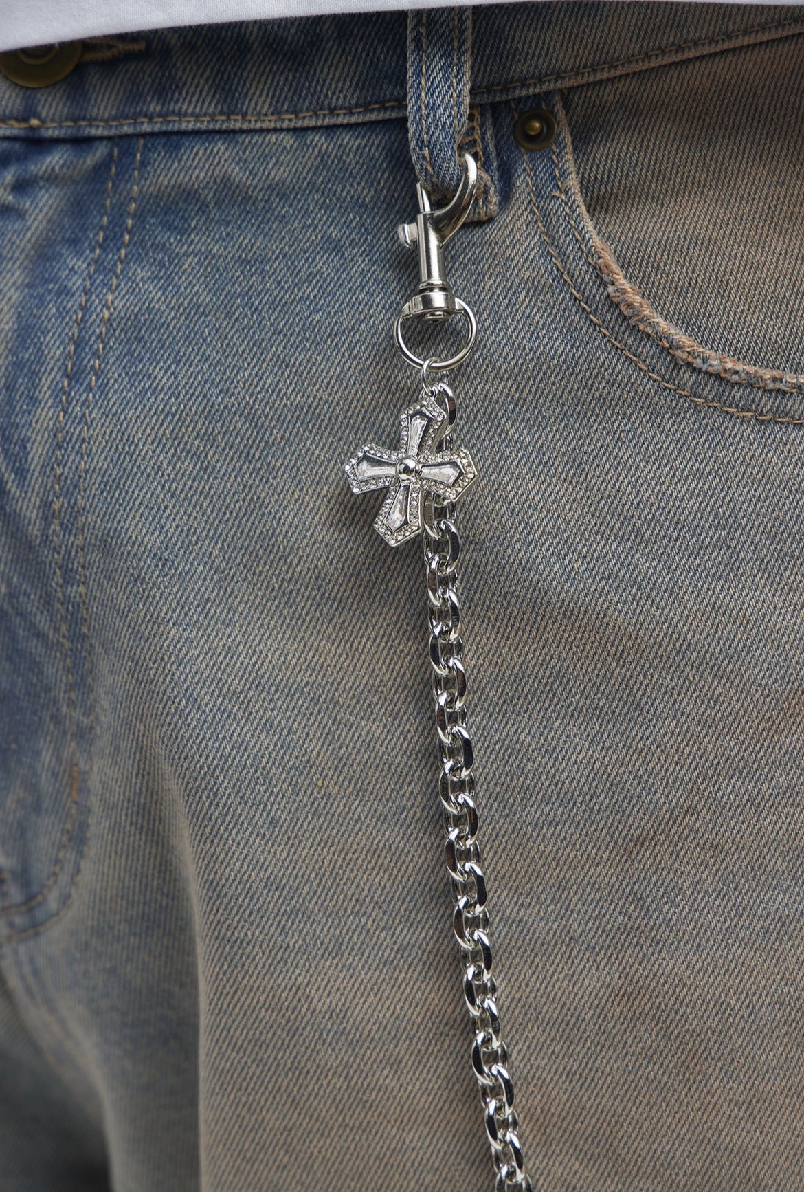FASHIONNOVA Galileo Cross Link Pant Chain